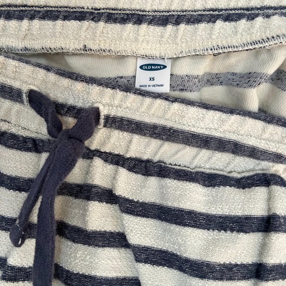 High-Waisted Cali-Fleece Terry Shorts for Women - Picture 5 of 5